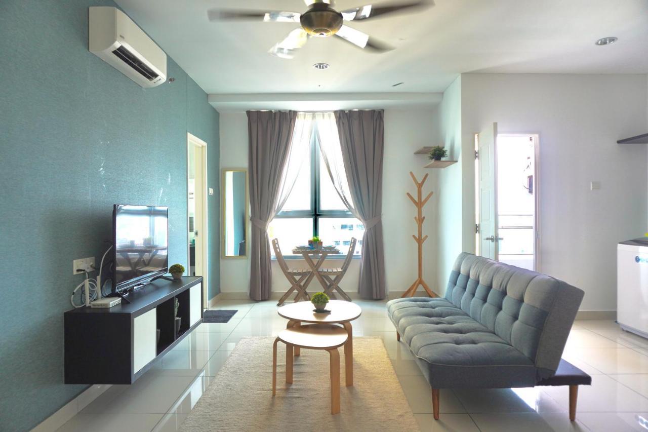 Gurney Drive Mansion One Serviced Apartment George Town Room photo